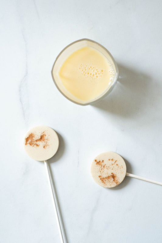 Cinnamon Eggnog Lollipop